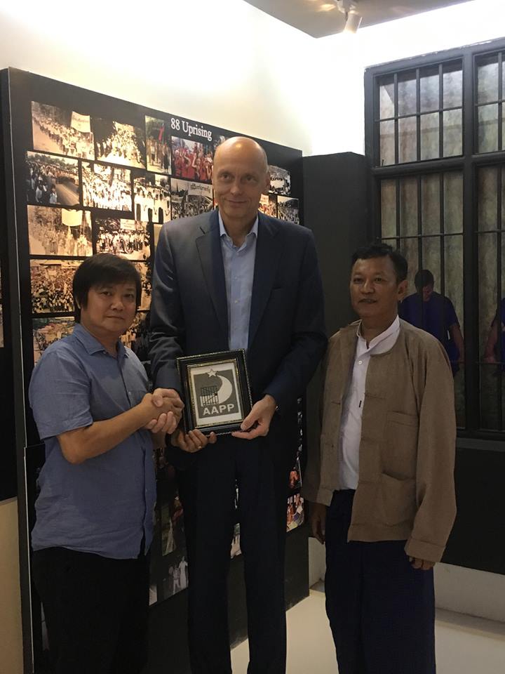 Czech visit to AAPP